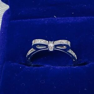 Elegant Sterling Silver Bow Ring